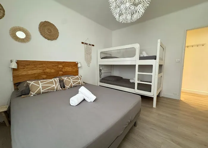 L'ajax T3 Centre Et Bord De *